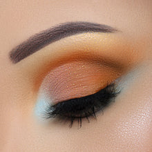 Load image into Gallery viewer, Lurella X Peanuts Eyeshadow Palette