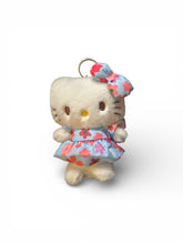 Load image into Gallery viewer, Hawaiian Plushy Keychain 15 cm Generic
