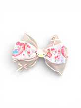 Load image into Gallery viewer, Friends Ribbon Hair bow

